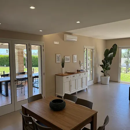 Li Curmuni Lizzanello