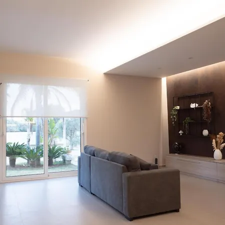 Li Curmuni Lizzanello