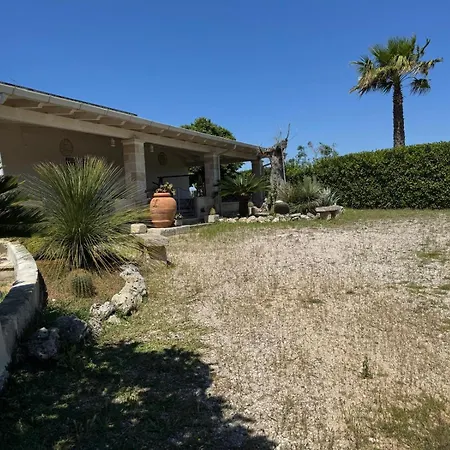 Villa Li Curmuni *